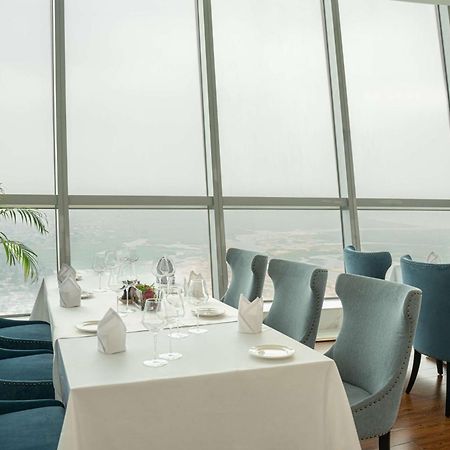 Hilton Brazzaville Les Tours Jumelles Hotel & Residences Brazavile Exterior foto