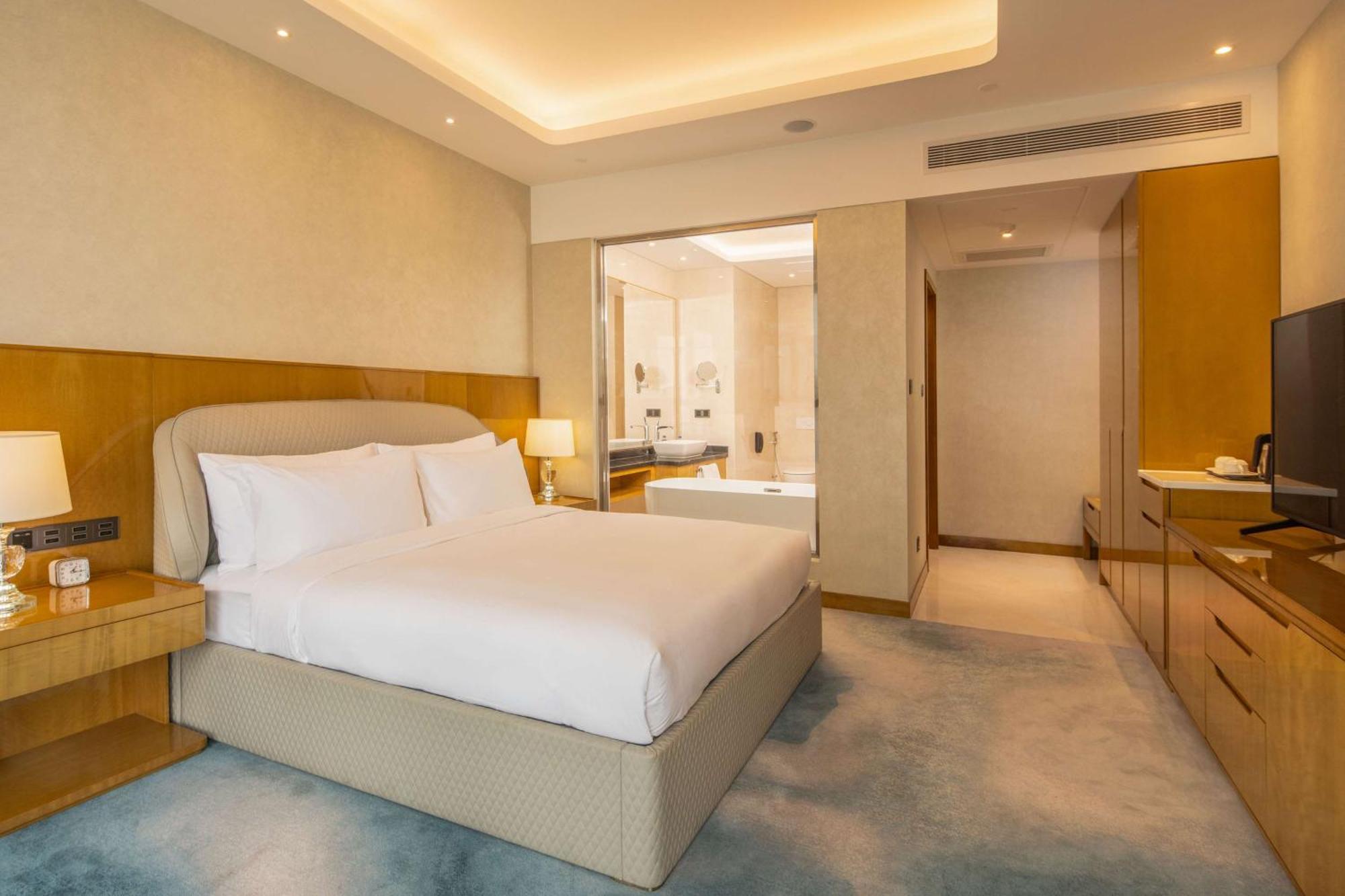 Hilton Brazzaville Les Tours Jumelles Hotel & Residences Brazavile Exterior foto