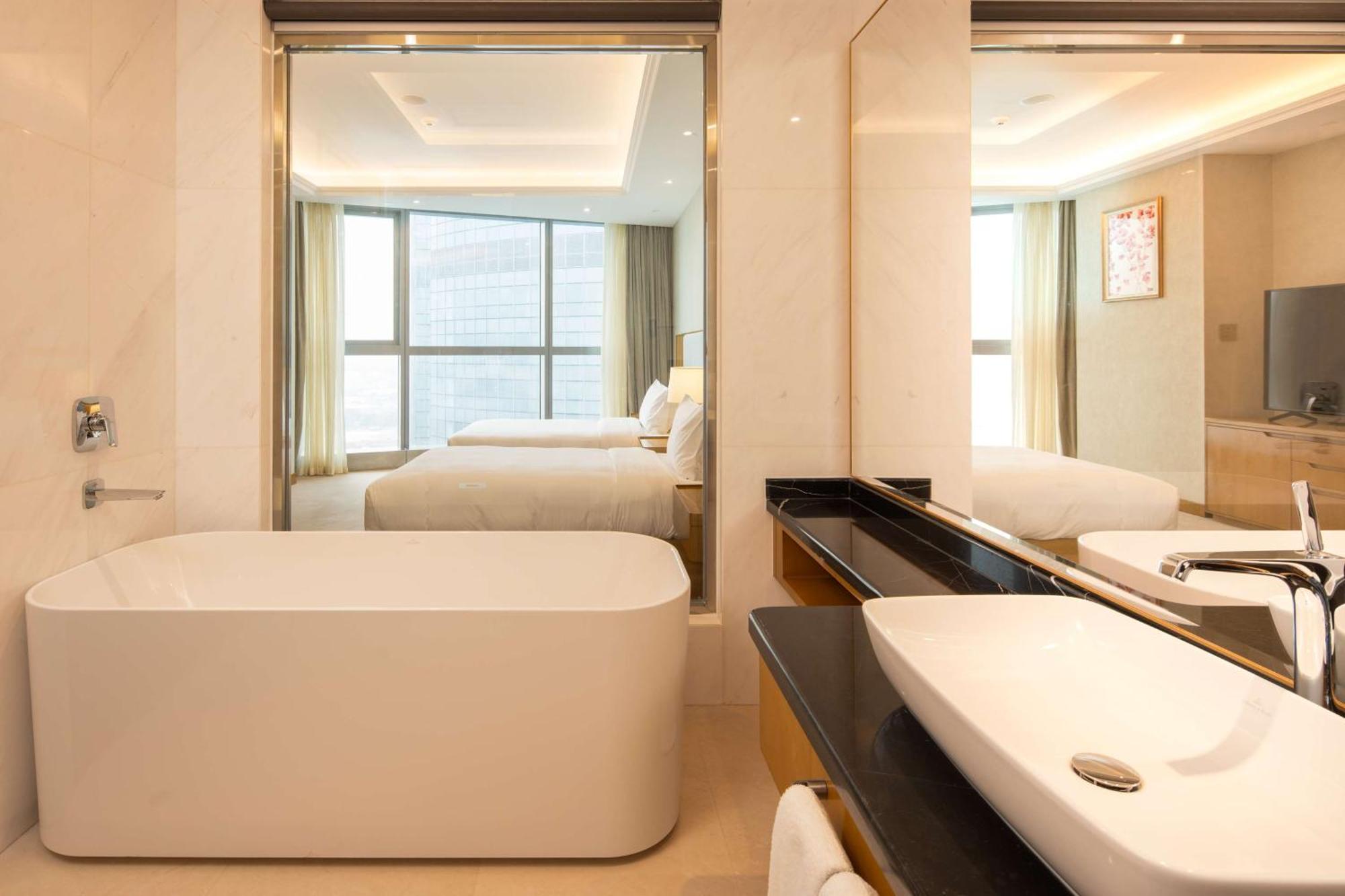Hilton Brazzaville Les Tours Jumelles Hotel & Residences Brazavile Exterior foto