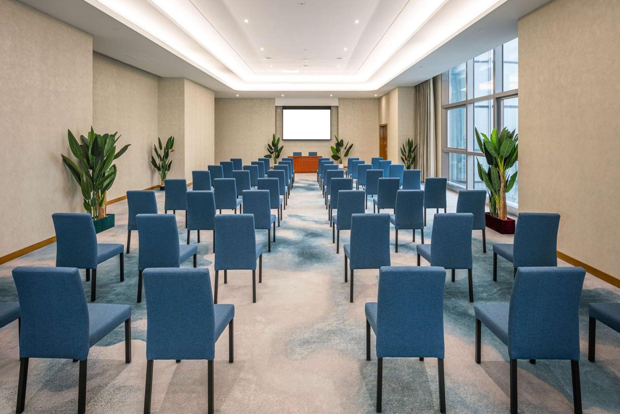 Hilton Brazzaville Les Tours Jumelles Hotel & Residences Brazavile Exterior foto