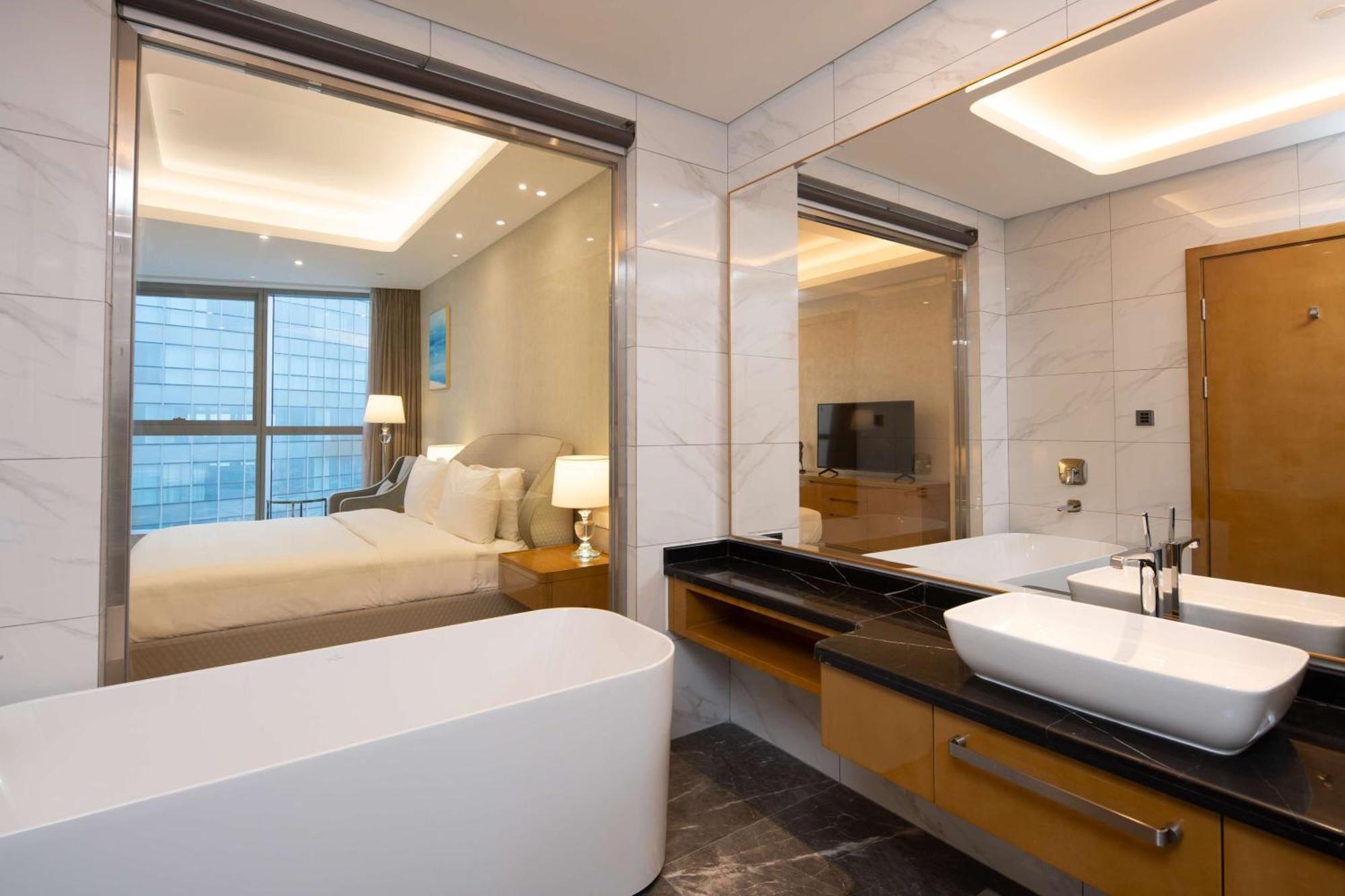 Hilton Brazzaville Les Tours Jumelles Hotel & Residences Brazavile Exterior foto