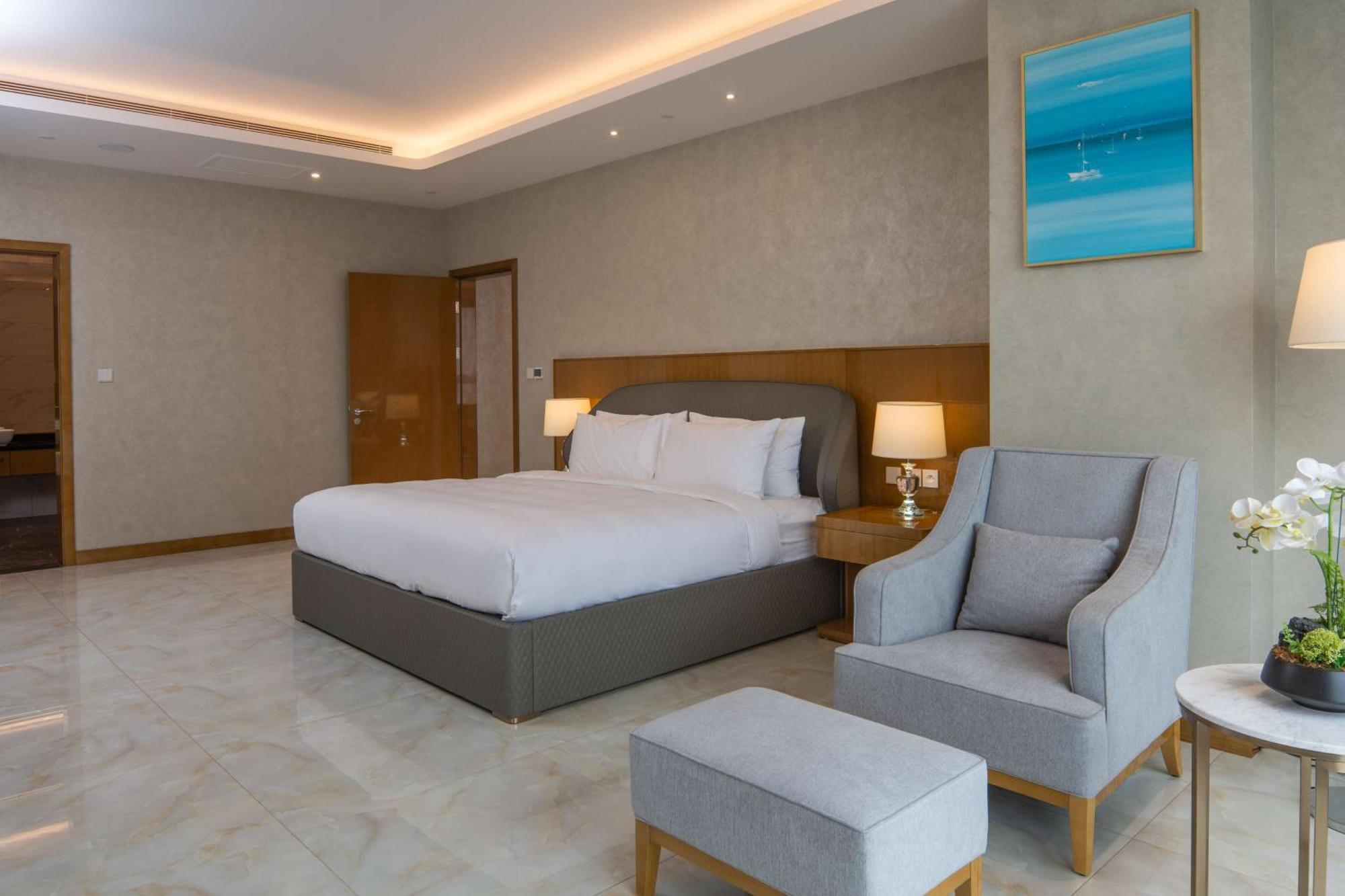 Hilton Brazzaville Les Tours Jumelles Hotel & Residences Brazavile Exterior foto