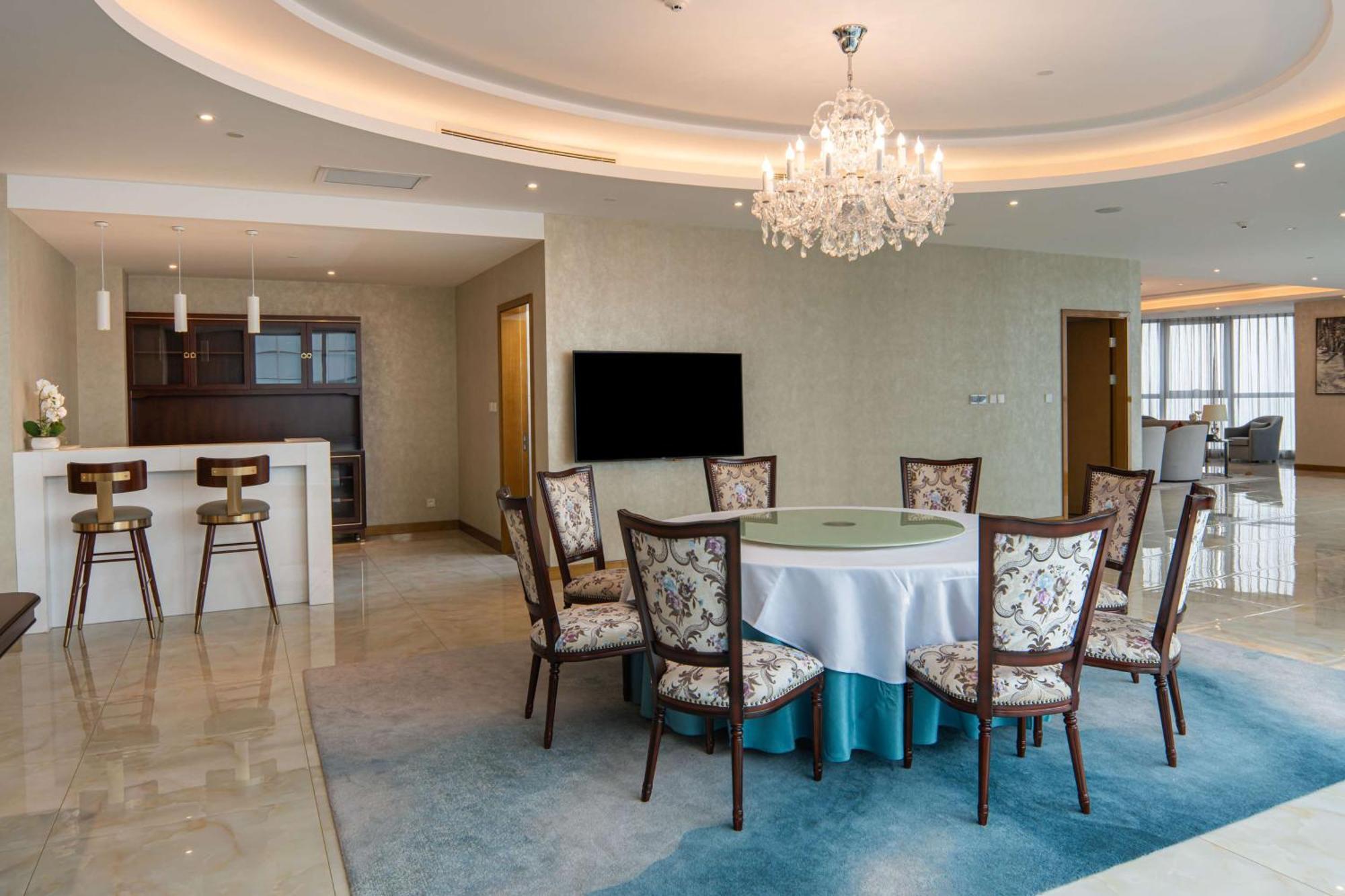 Hilton Brazzaville Les Tours Jumelles Hotel & Residences Brazavile Exterior foto
